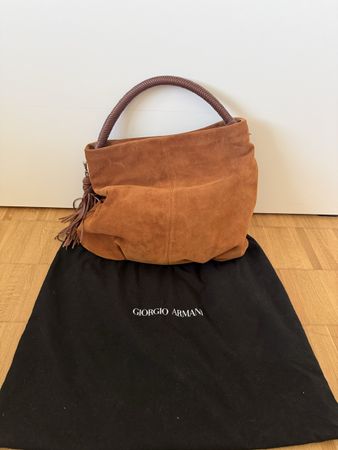 Giorgio Armani’s Suede Hobo Bag - cognac - super Zustand