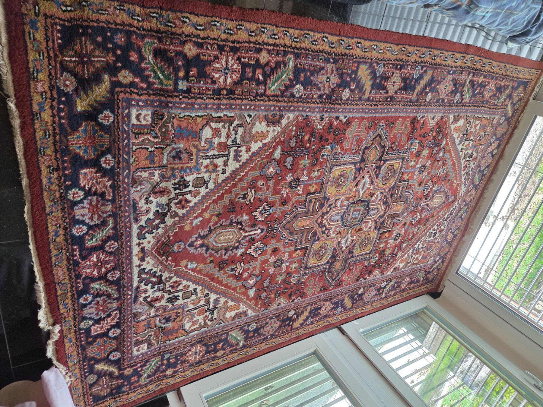 Teppiche: Teppich ca. 305x198 cm – Gebraucht aus frümsen von Sailem