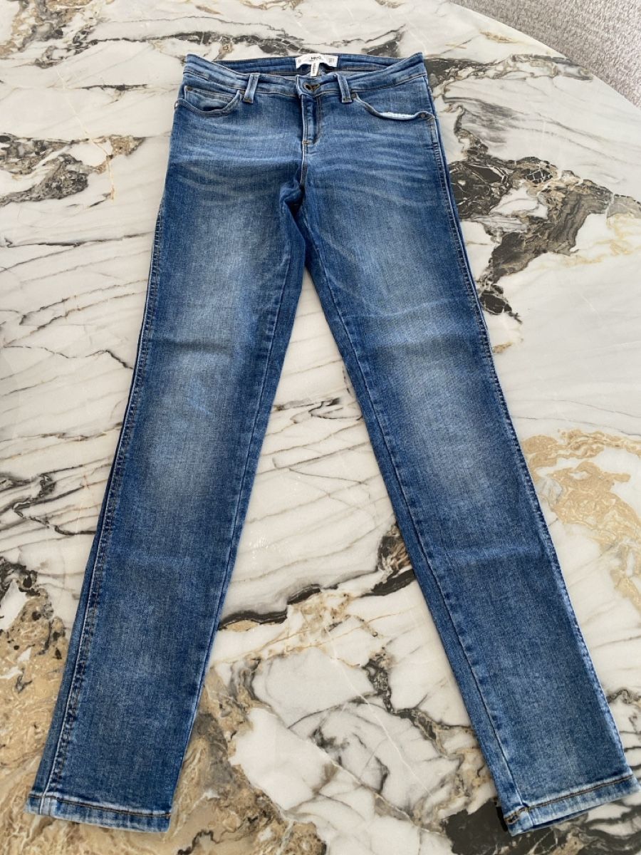Mango Jeans: 2x Denim Jeans Bundle Women Size 34-36 – Gebraucht aus Meisterschwanden von GleMar