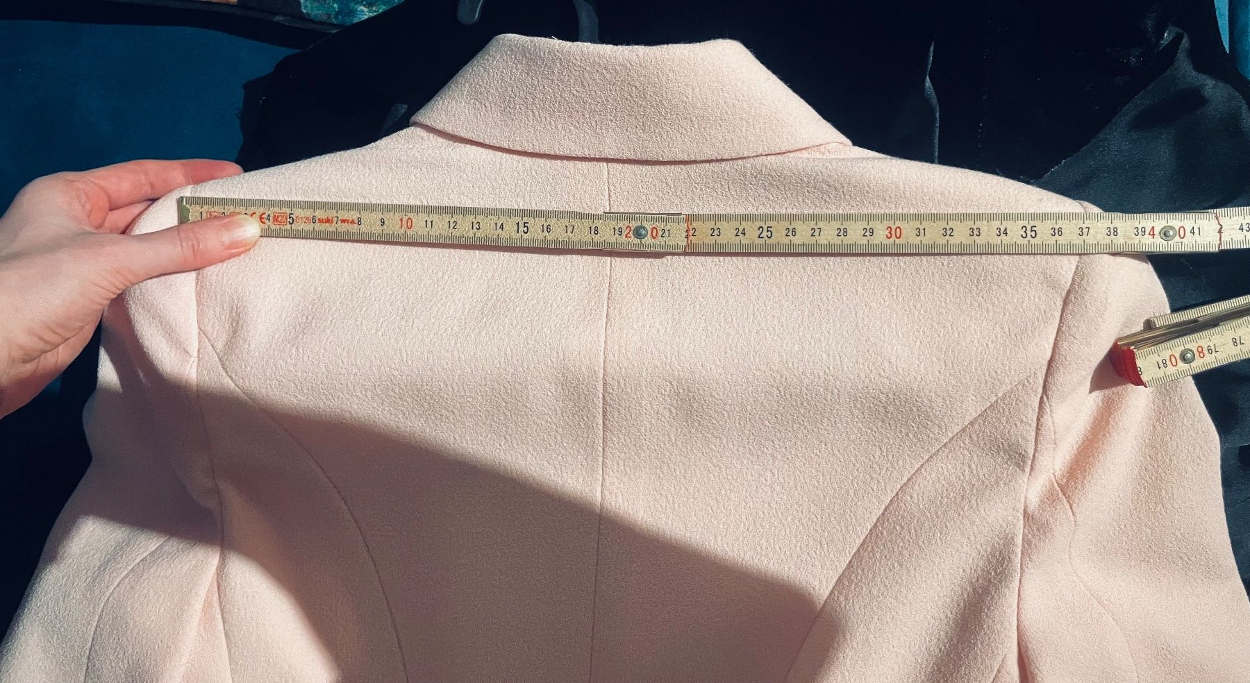Alexander Mcqueen Completi & Tailleur: Costume Alexander McQueen rose, S – Usato da Baar venduto da wia_tp2r 9