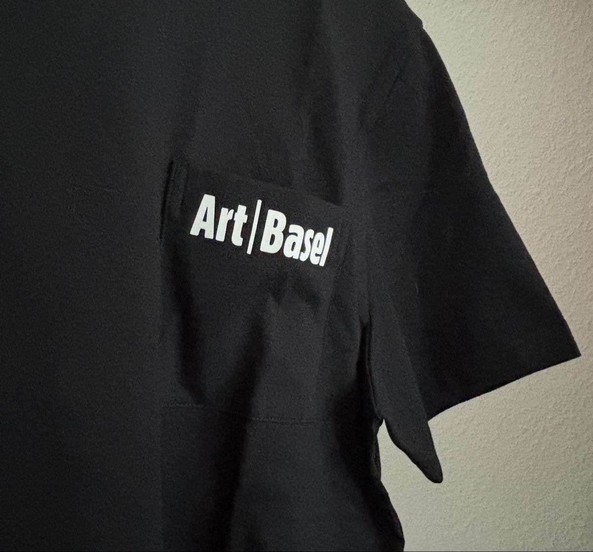 T-shirt: ArtBasel T-Shirt 2026 – Nuovo e nell'imballaggio originale da Basel venduto da mal_vf87 2