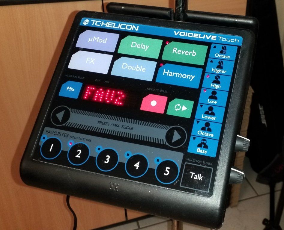Musikinstrumente: TC-Helicon VoiceLive Touch – Gebraucht aus Magnedens von alfahr