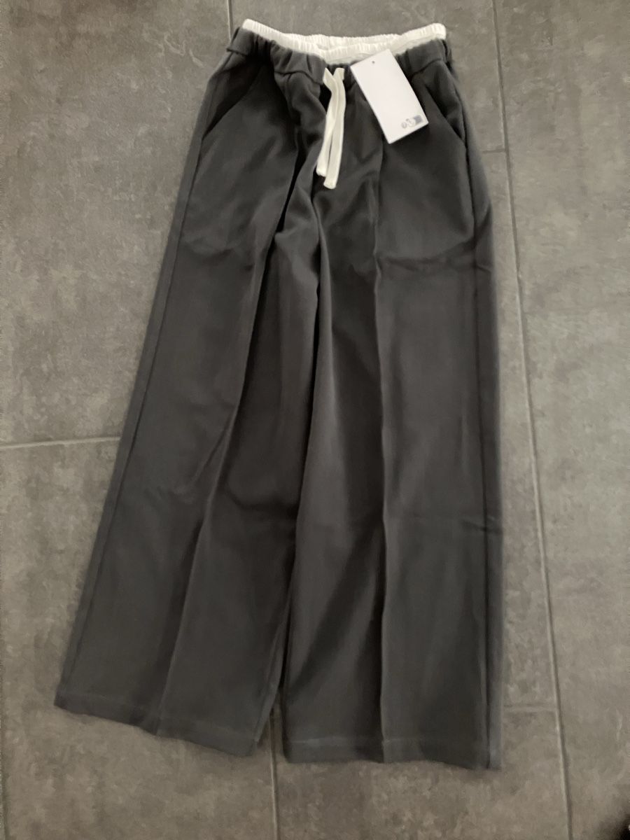 Pantaloni: Festliche Hose Gr. 128 – Nuovo (secondo la descrizione) da Reigoldswil venduto da Misa1705