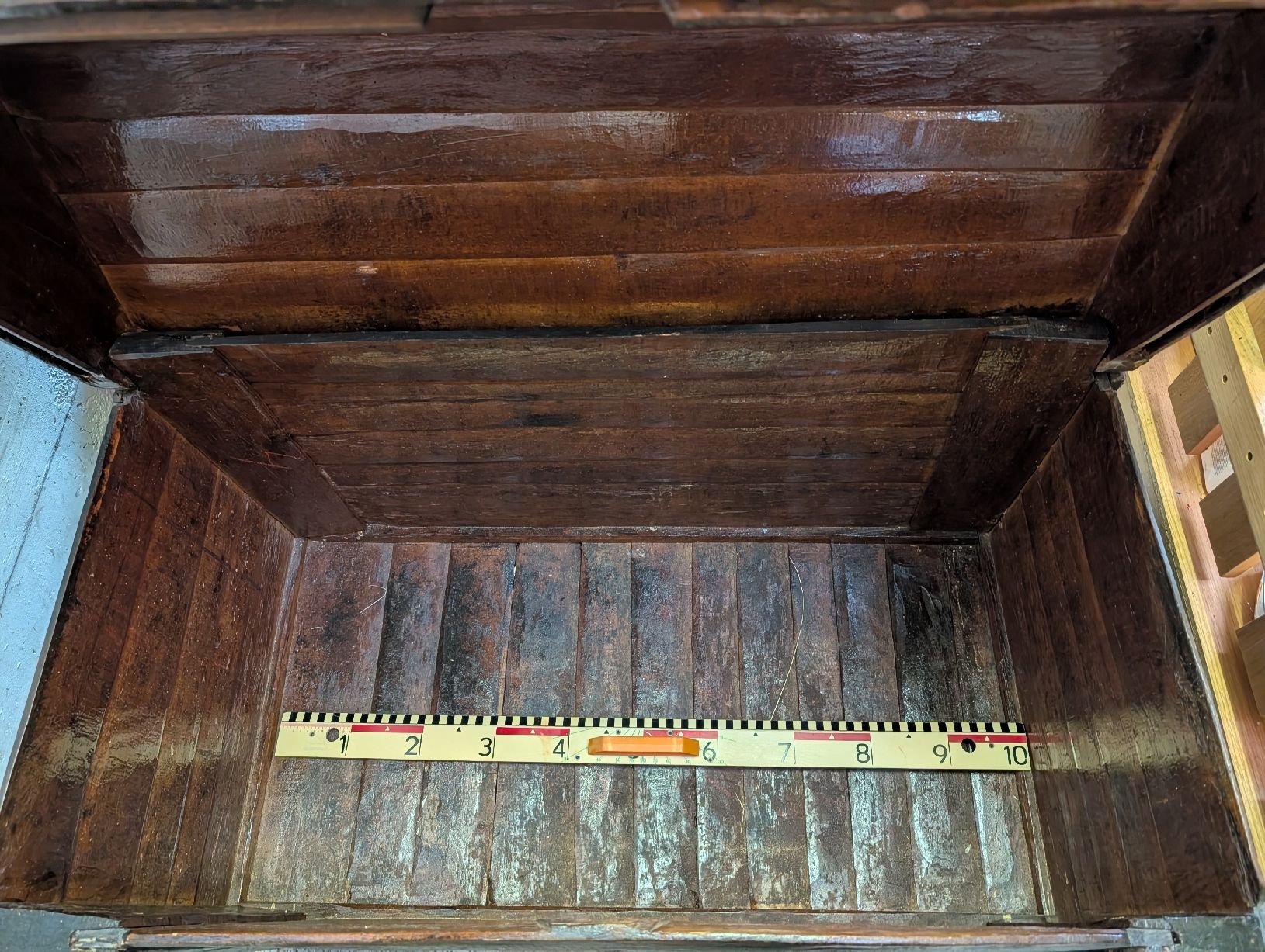 Cassapanche: Antike Holztruhe 16. oder 17. Jahrhundert – Usato da Vilters venduto da tha-tha 3