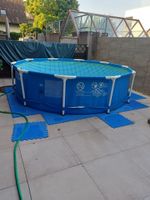 Intex Frame Pool Ø 305 cm mit viel Zubehör