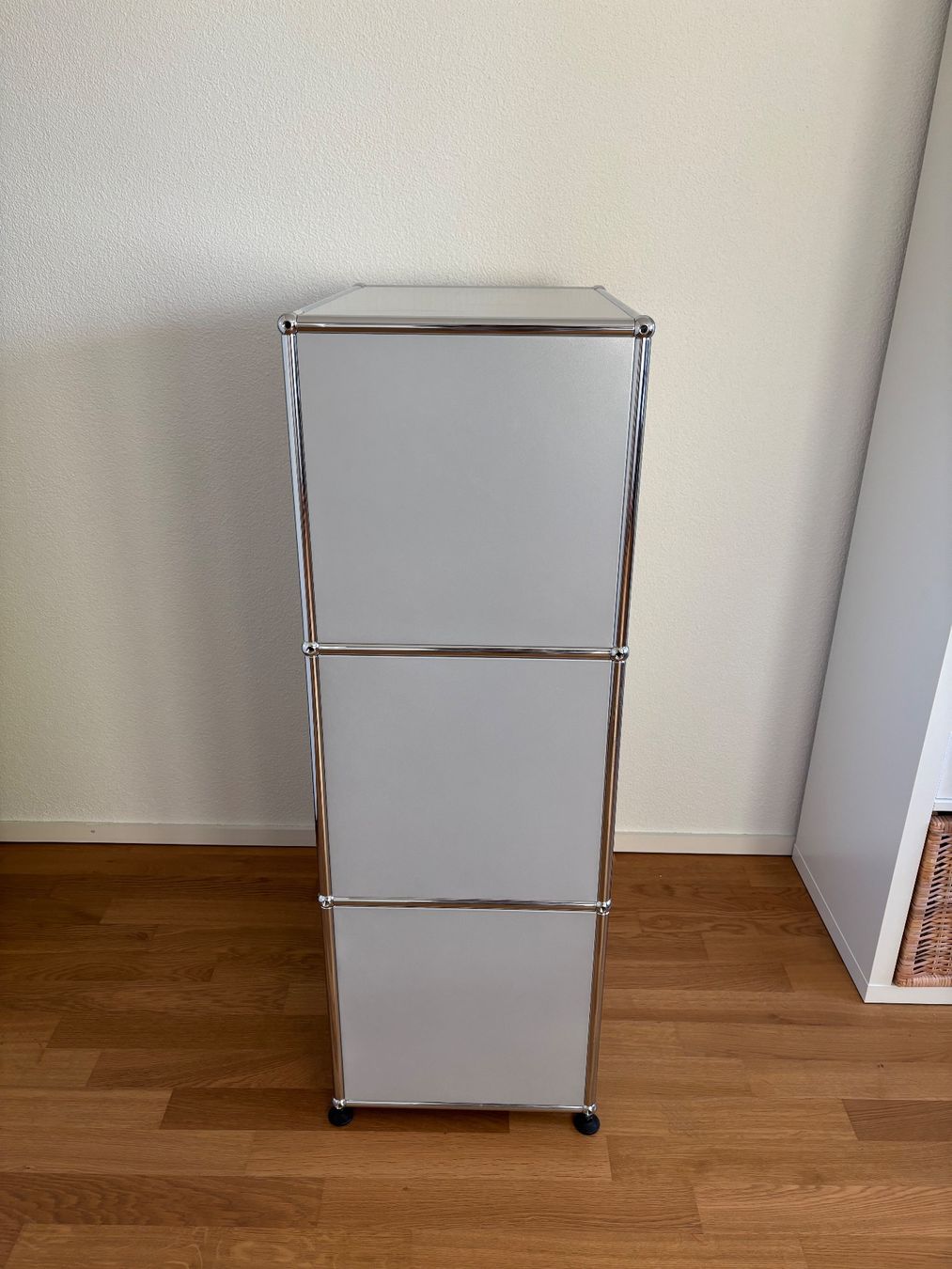 USM Regale: USM Haller Regal, grau – Gebraucht aus Olten von len_y9n7 3