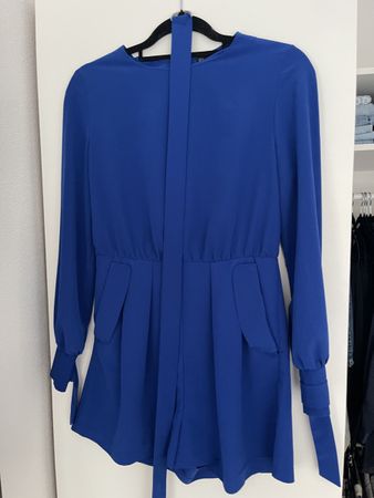 Jumpsuit mit Bindegürtel - Grösse S