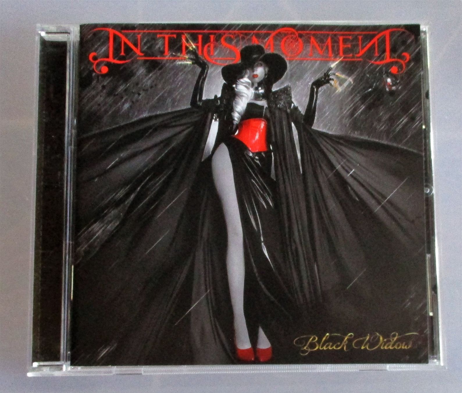 CDs: IN THIS MOMENT - Black Widow – Gebraucht aus Wattwil von