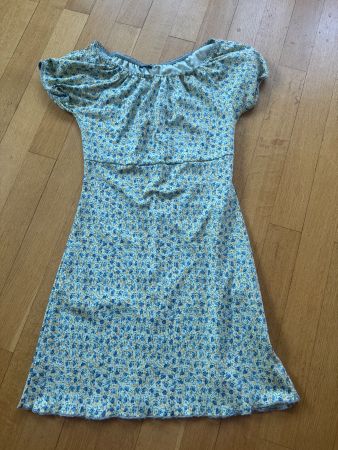 Kleid Sommerkleid Blumenmuster Grösse S guter Zustand