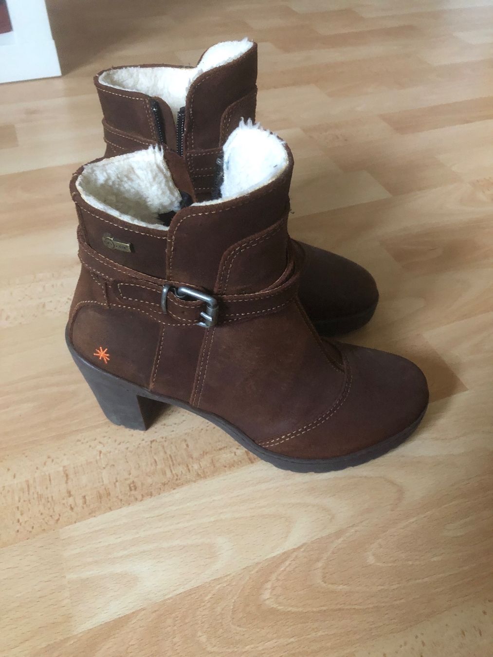 Art Damenschuhe: Art Damenschuhe – Gebraucht aus Hochwald von gab58