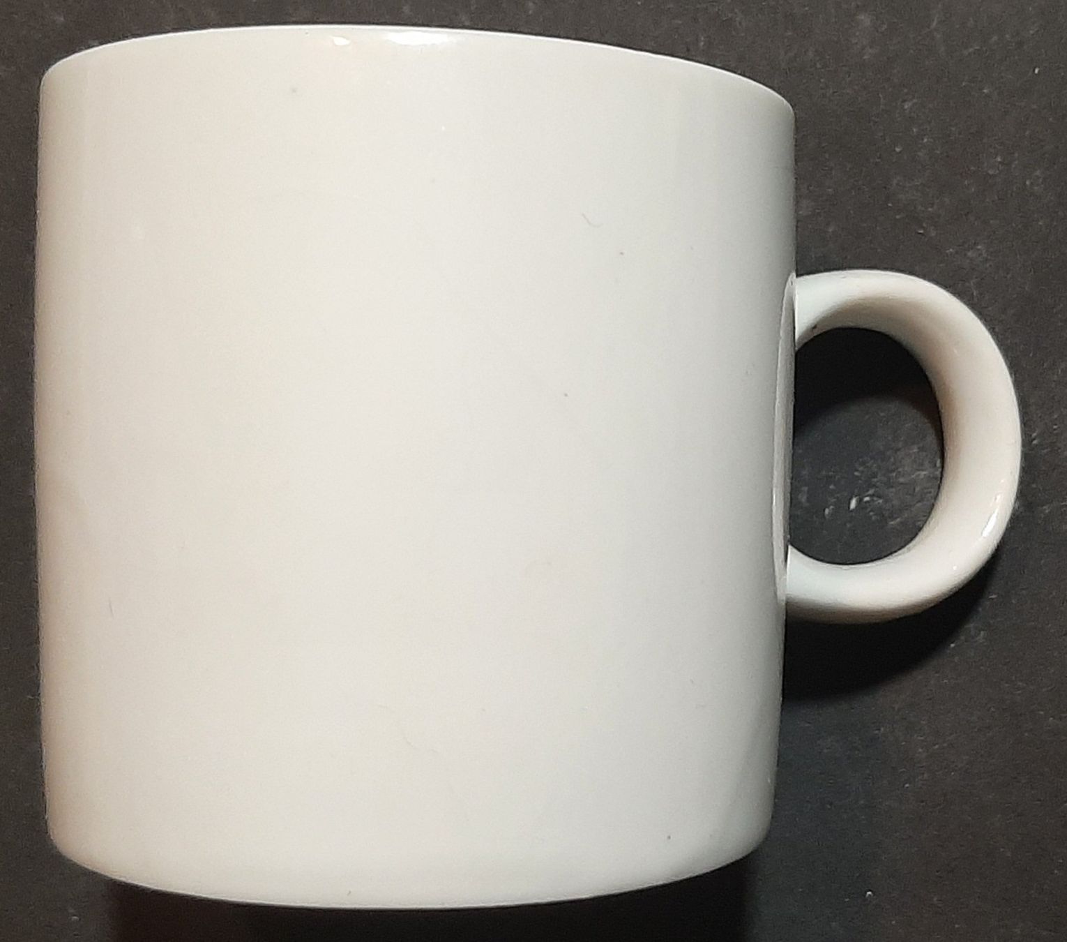 Tazze: Tasse Hello Kitty – Usato da Montet (Glâne) venduto da Koada2 1