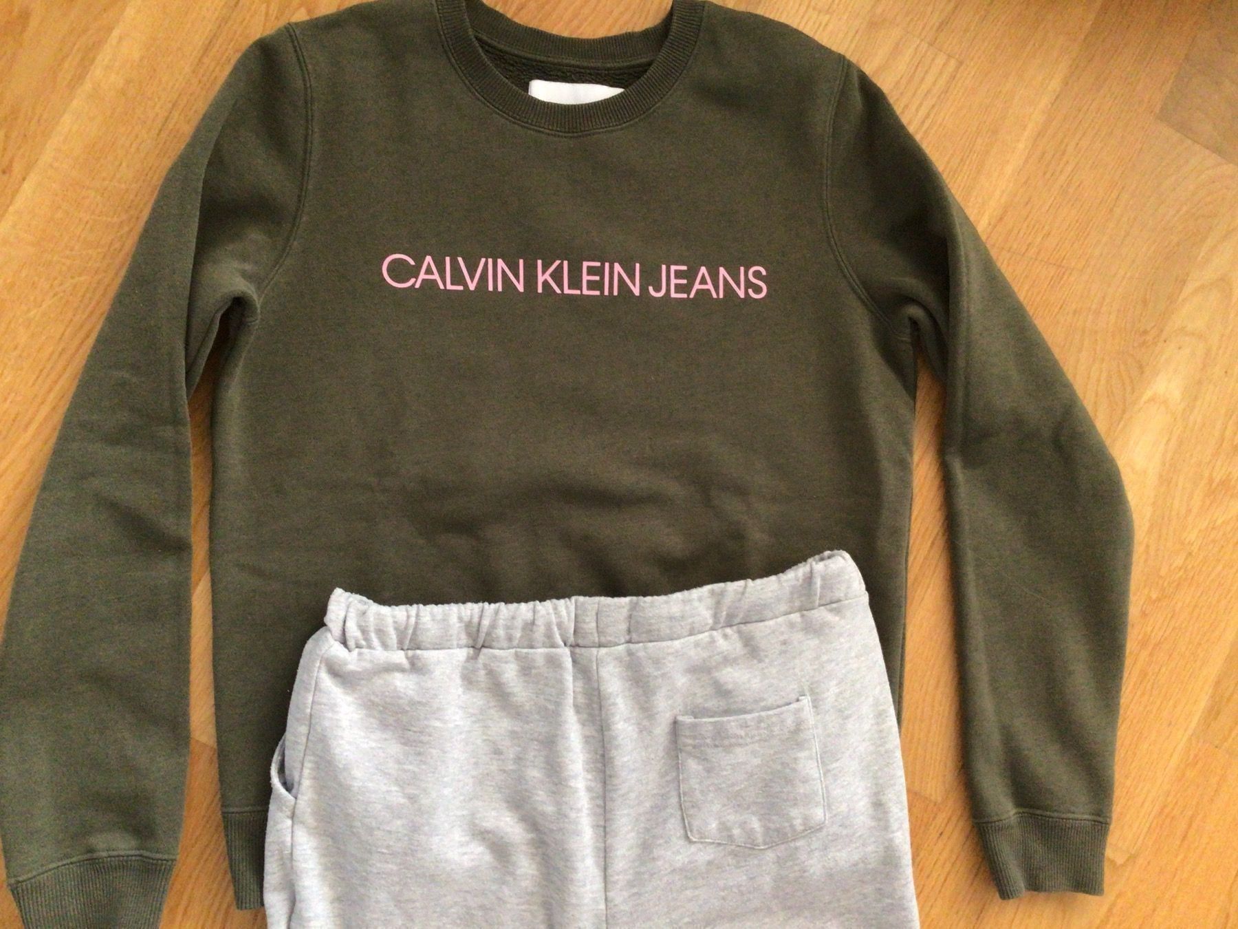 Pullover & Sweatshirts: Sweatshirt Trainerhose Gr. 158 – Gebraucht aus Zürich von froschchen79 8