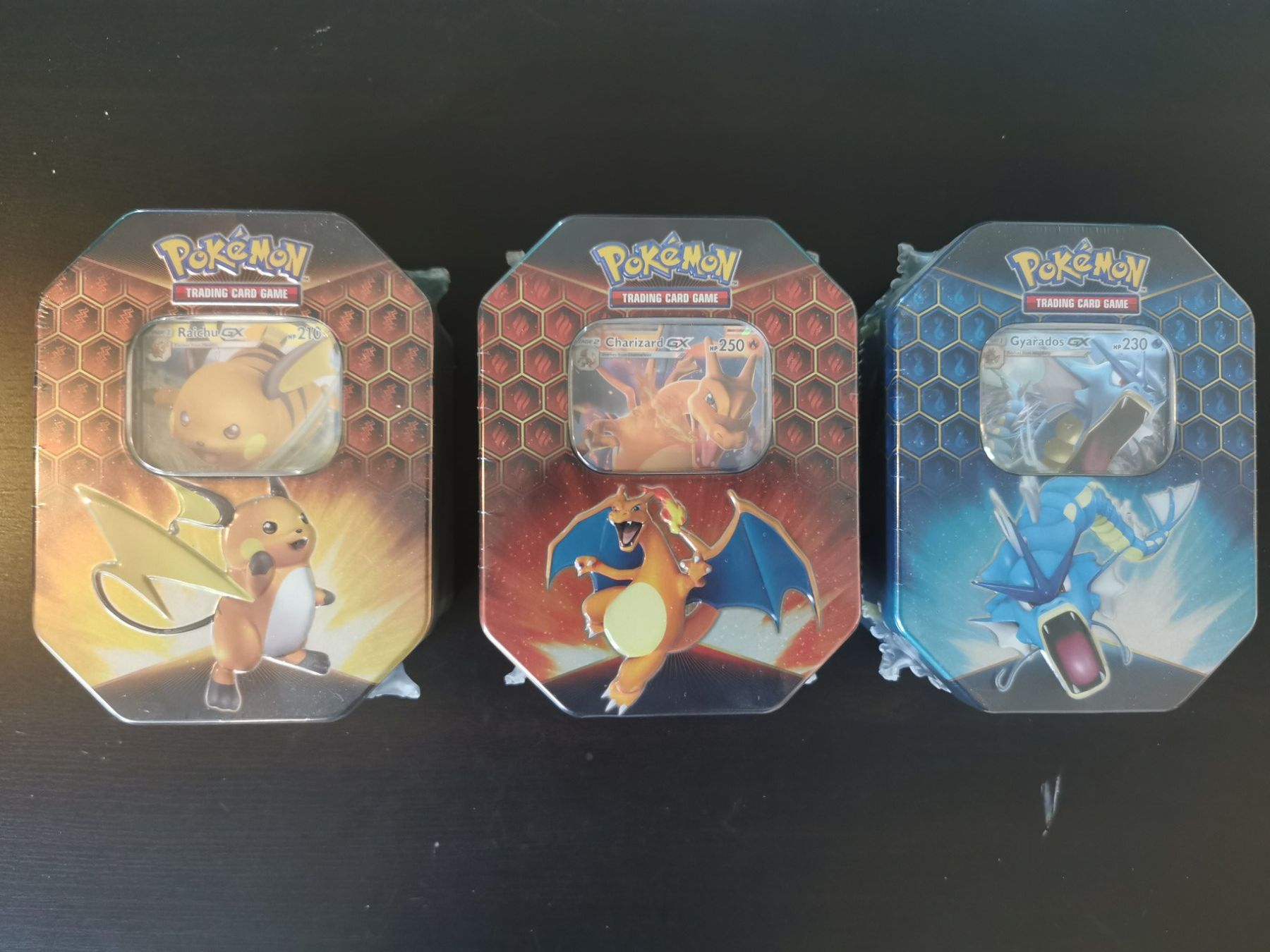 Pokémon Carte collezionabili: Pokémon Hidden Fates Tins – Nuovo e nell'imballaggio originale da La Tour-de-Peilz venduto da Fapssonax