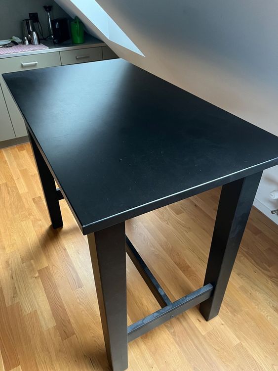 Bartisch/ Stehtisch IKEA + 2x Barhocker Kaufen auf Ricardo