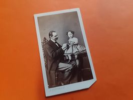 SCHWIIZER MAA DAZUMAL -VATTER mit TöCHTERLI -1865 WINTERTHUR