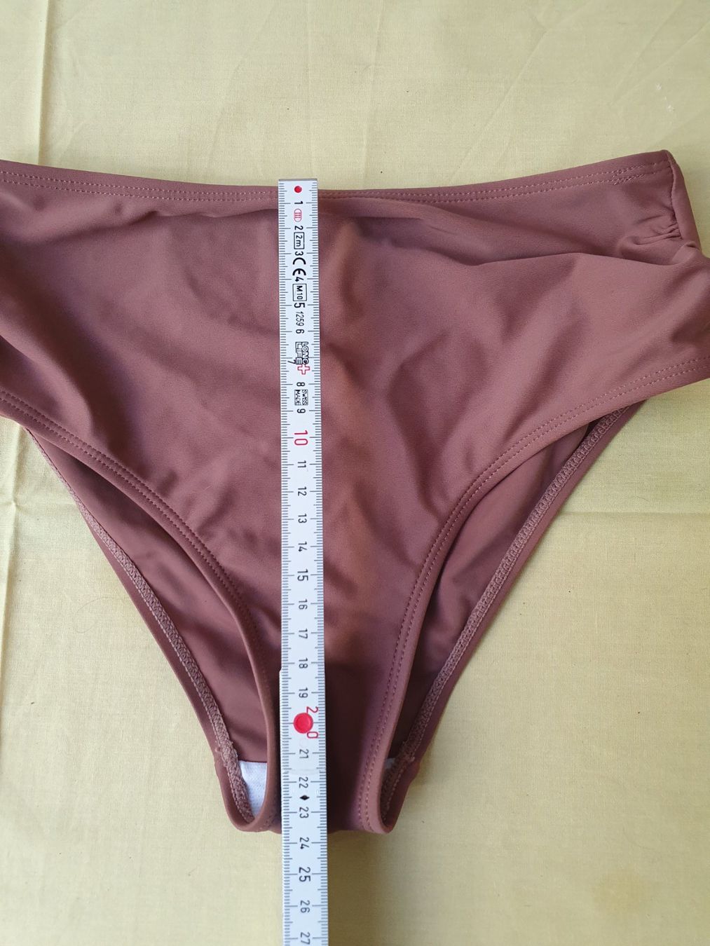 Badekleider & Bikinis: Sommer Bikini Set Gr.140 – Gebraucht aus Kloten von Hektor44 4