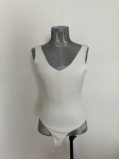 Autres dessous: Body T.M  Stradivarius – D'occasion à Marin-Epagnier par rchouchouu