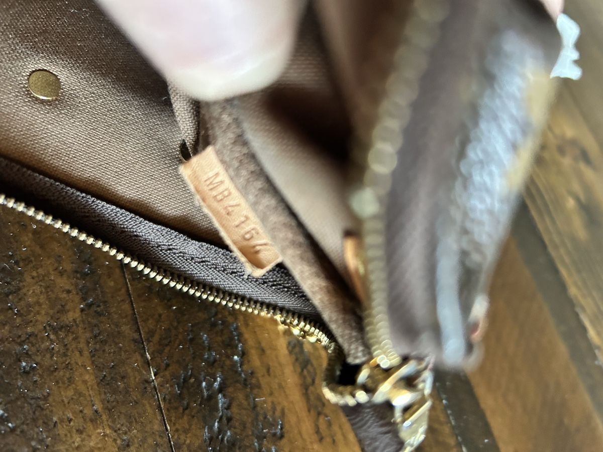 Louis Vuitton Sacs femmes: Louis Vuitton Eva Pochette – D'occasion à Wagenhausen par Fabi_Lila 2
