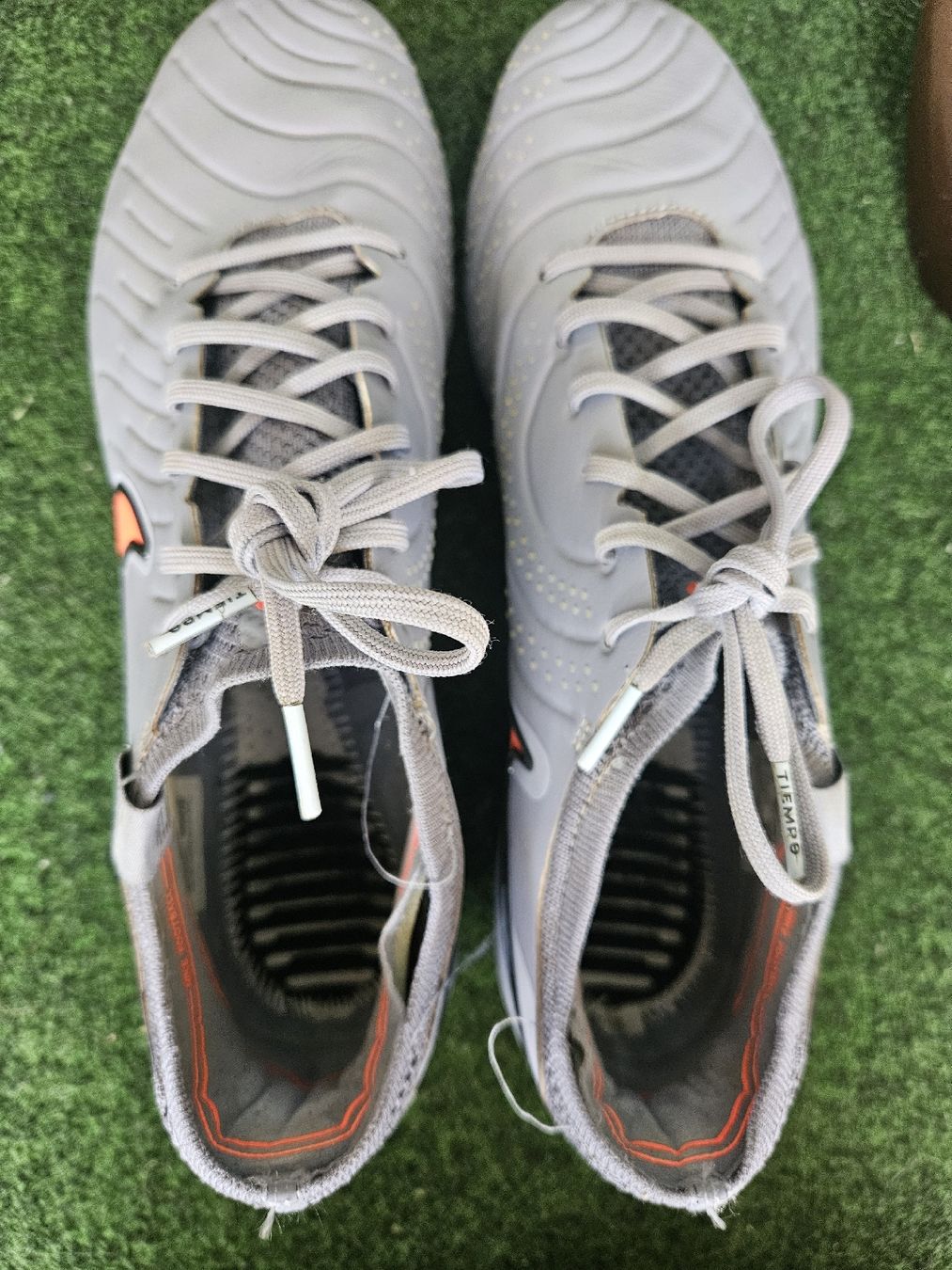 Nike Scarpe da uomo: Nike Tiempo SG Stollen Gr 44.5  – Usato da Emmenbrücke venduto da TopGato 5