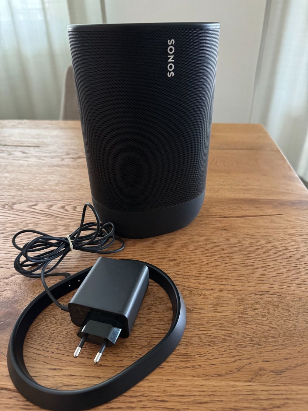 Sonos Haut-parleurs: Sonos Move 1 mit Ladestation - schwarz – D'occasion à Tuggen par flyworld81