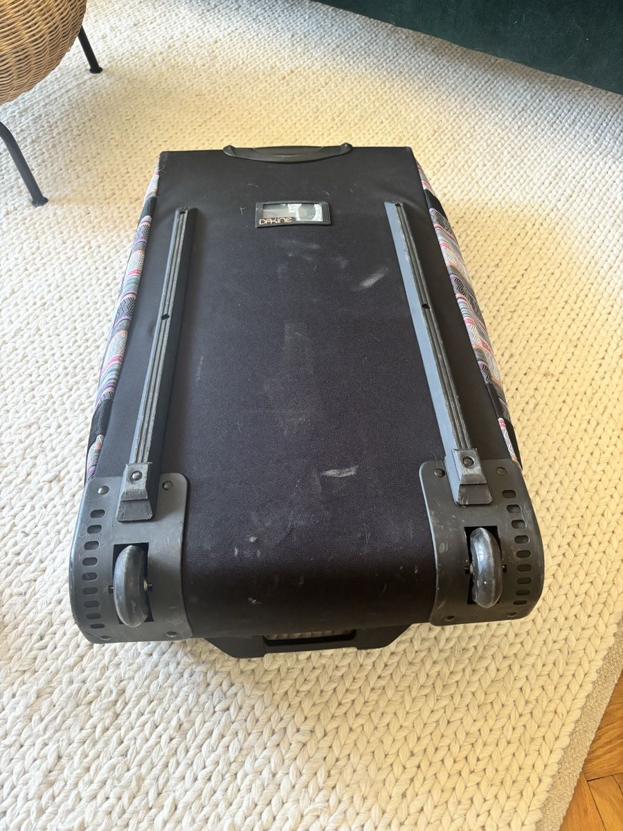 Dakine Valigie: Dakine Rolltasche / Koffer – Usato da Solothurn venduto da Dudu92 5
