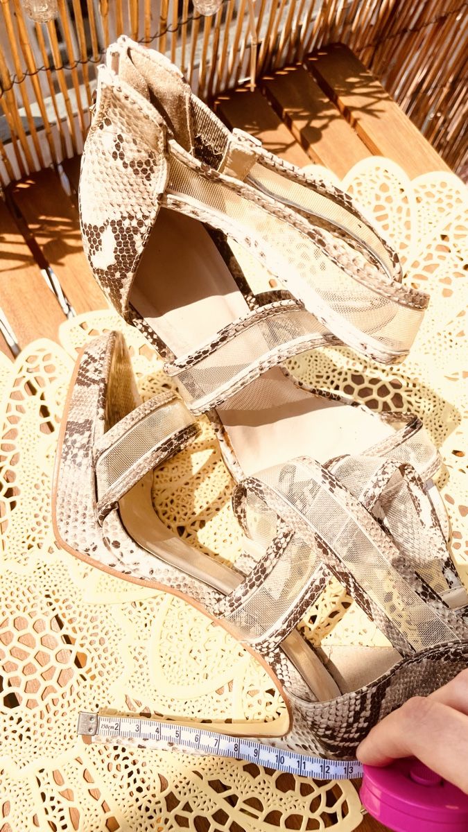 Scarpe da donna: Sexy Elegant High heels Sandals – Usato da Luzern venduto da lei_5btm 1