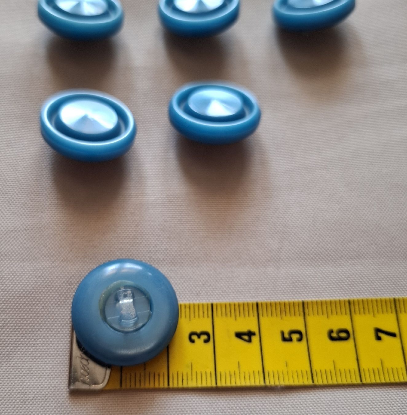 Bottoni: 6 Stück blaue Knöpfe, 23 mm. – Usato da Dietikon venduto da Hirschkopf 3