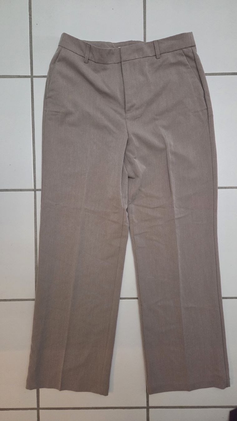 Only Pantaloni: Anzughose Only – Usato da Unterkulm venduto da Manubasso