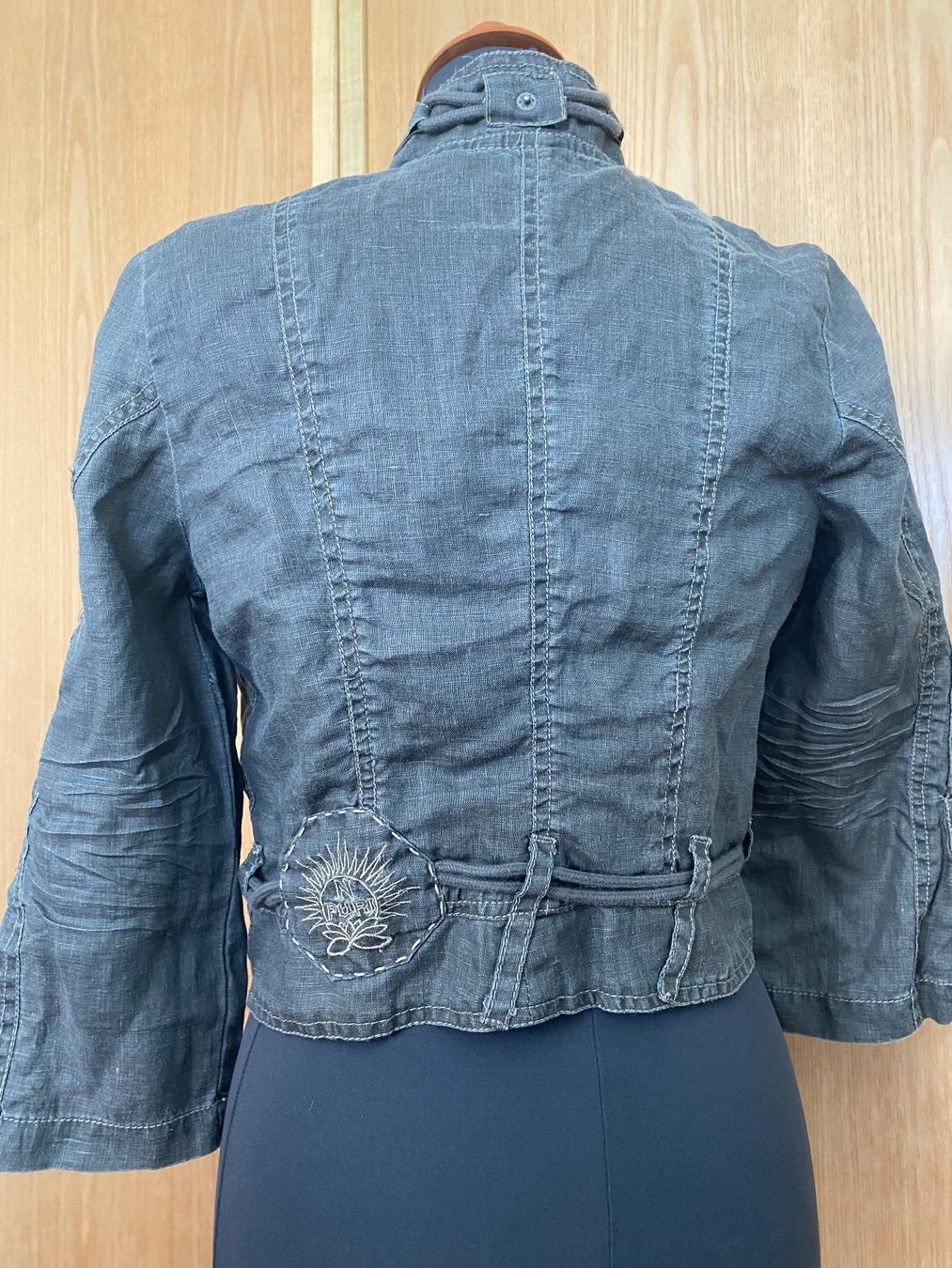 Nile Giacche: NILE einzigartige Leinenjacke – Usato da Besazio venduto da lionheart63 2