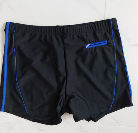 NEUE Herren Badehose in XL 52-54