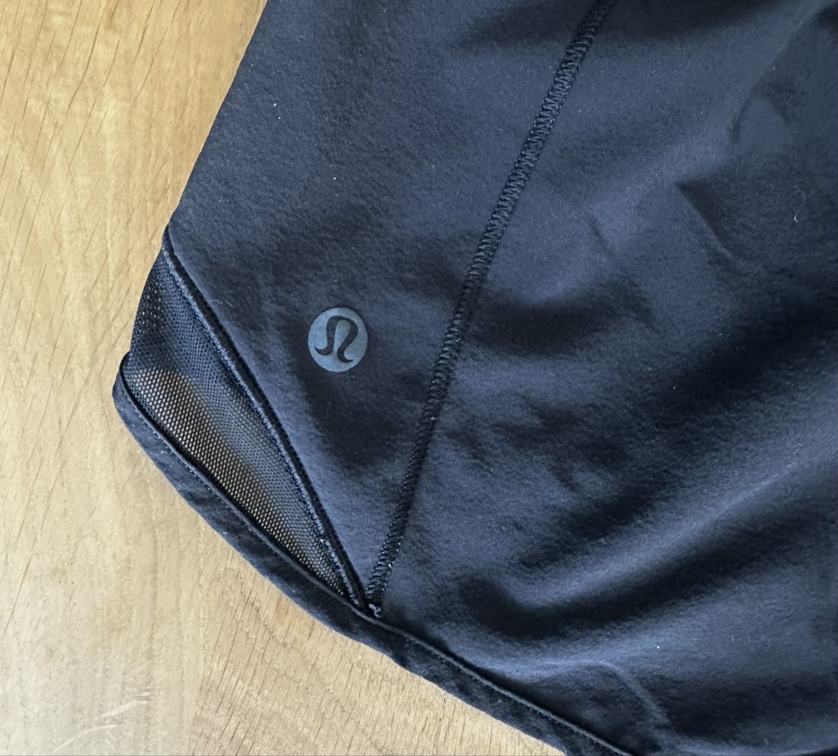 Lululemon Pantaloni: Lululemon Sportshorts XS – Nuovo (secondo la descrizione) da Luzern venduto da vera_xo 2