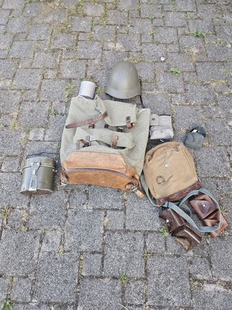 Schweizer Armee Rucksack und Zubehör 
