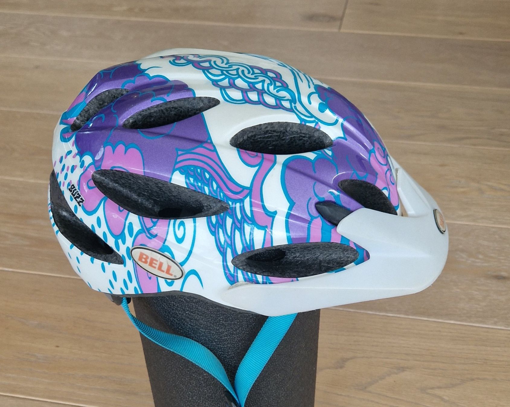 Bell Caschi: Velo Helm Kinder Mädchen Bell – Usato da Abtwil venduto da Buda730 5