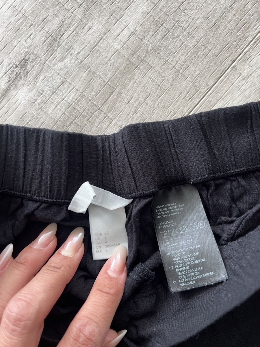 H&M Pantalons: Luftige Hose – D'occasion à Schafisheim par inf_5dtw 1