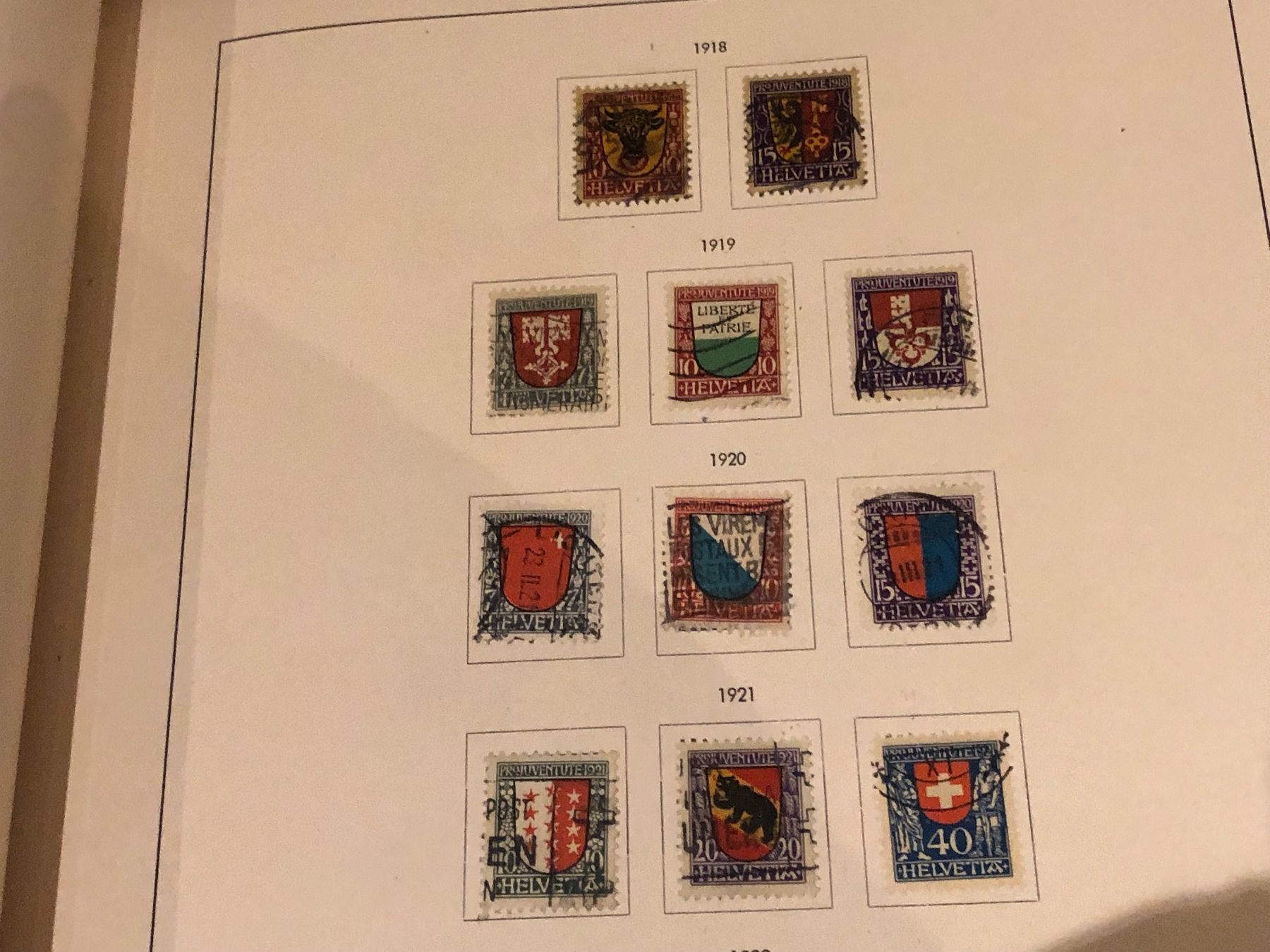 Tutti i francobolli: Bananenschachtel mit Briefmarken – Usato da Lufingen venduto da Rac0 3