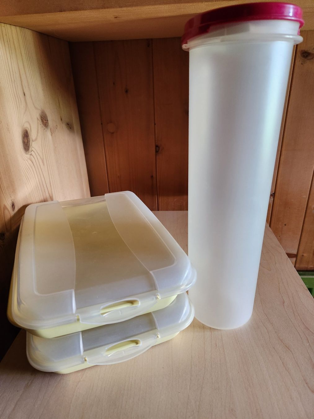 Tupperware Behälter & Ähnliches: Tupperware Spaghettibehälter mit einsatz Neu u 2x Behälter – Gebraucht aus Gstaad von Kuhstall-2026