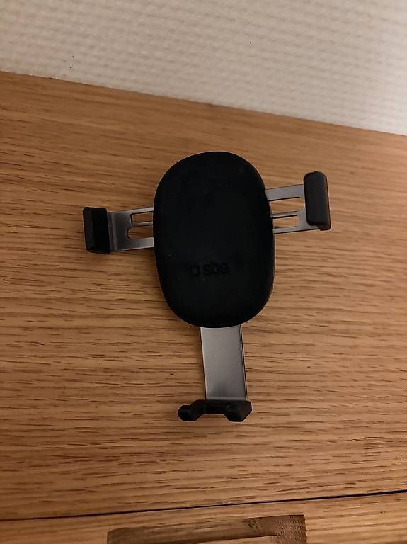 Supporti a parete: Car - Mobile holder (adjustable) – Usato da Zürich venduto da mxcs