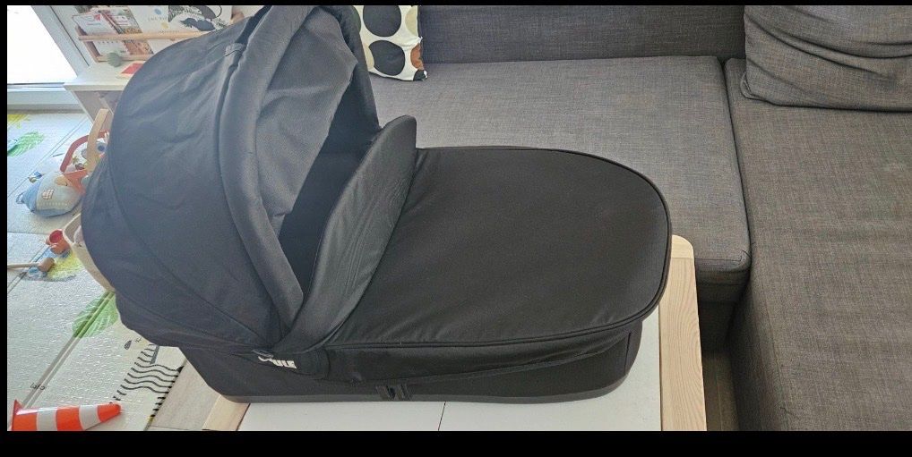 Culle: Thule Urban Glide Bassinet – Usato da Bern venduto da ale_q8dq 1