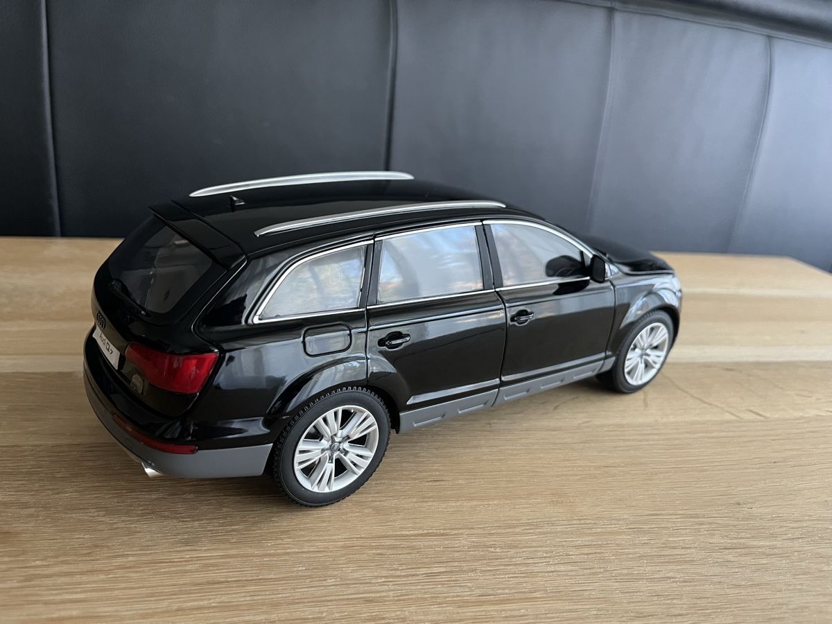 Kyosho Modellautos: Audi Q7 facelift 1/18 Kyosho!! – Neu (gemäss Beschreibung) aus Léchelles von Mlinspiration 1