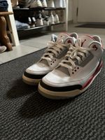 Nike Air Jordan 3 Retro Herrenschuhe akzeptabler Zustand