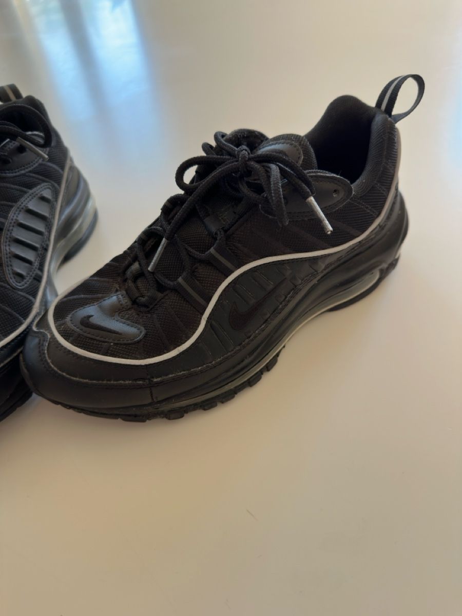 Nike Scarpe da uomo: Nike Air Max 98 WMNS - Size 39 – Usato da Colombier NE venduto da cas_2yb5 5