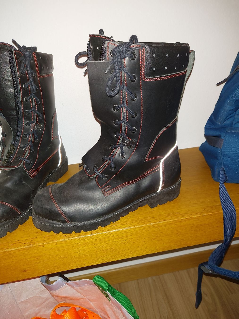 Scarpe da uomo: Feuerwehr Stiefel Herkules Gr. 43 – Nuovo (secondo la descrizione) da Schaffhausen venduto da pa0815 1