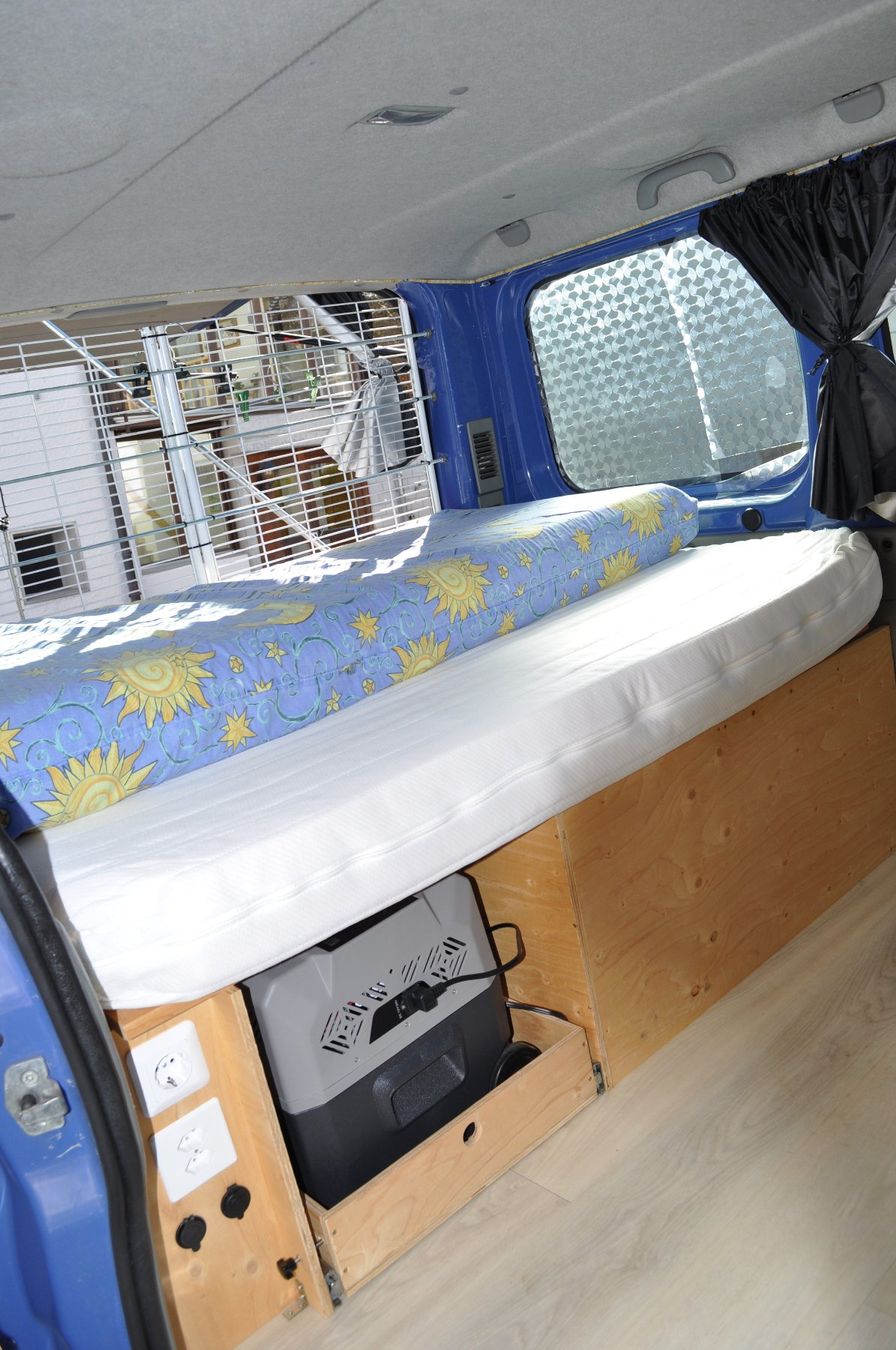 Opel Veicoli da campeggio: Camper Opel Vivaro – Usato da Zeihen venduto da Hammerpreise 4