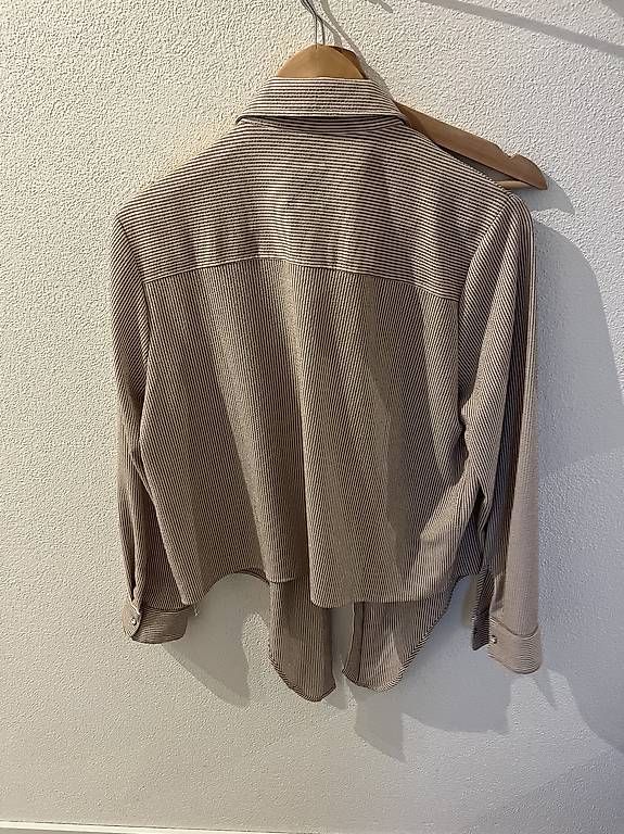 T-Shirts: Shirt Only  – Gebraucht aus Zürich von mik_7hwr 1