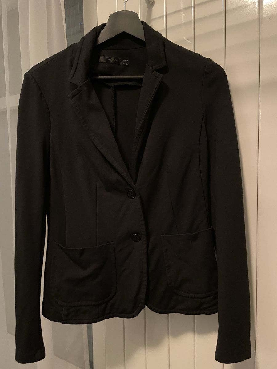 Hallhuber Giacche: Schwarzer Damenblazer von Hallhuber, Grösse 36 – Usato da Uster venduto da em_58td