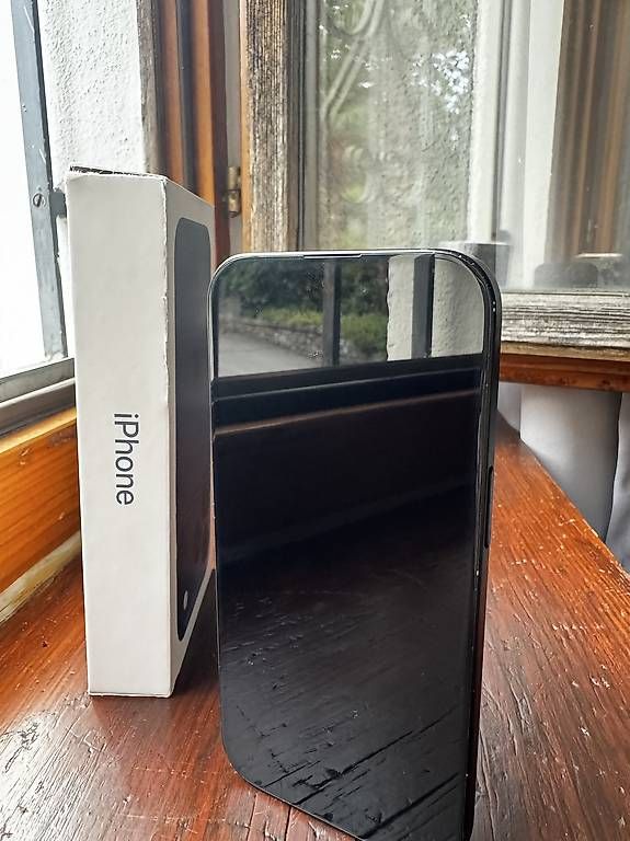 Portables: iPhone 15 128gb  – D'occasion à Sigirino par and_kgv7 1