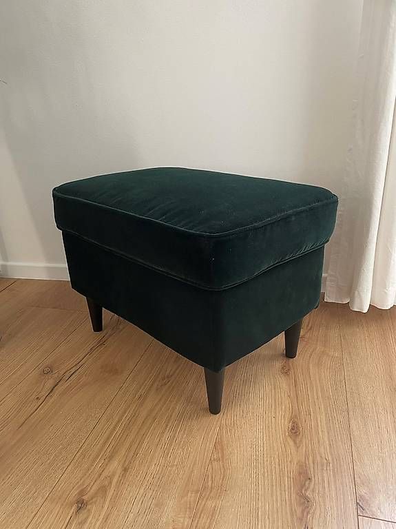 Hocker: Hocker aus Samt – Gebraucht aus Schaffhausen von sta_7yws 1