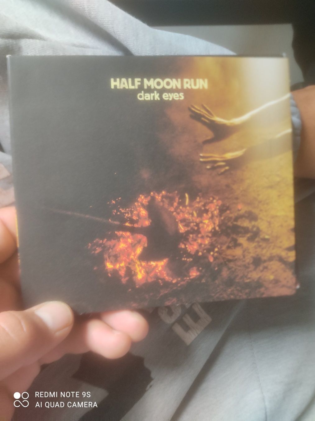CD: Dark Eyes Half Moon Run – Usato da Hettlingen venduto da Nonnenhase