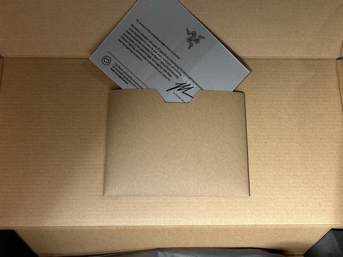 Razer Tastiere: Razer HuntsmanV2 Tenkeyless – Nuovo (secondo la descrizione) da Münchenstein venduto da hatschi13 2