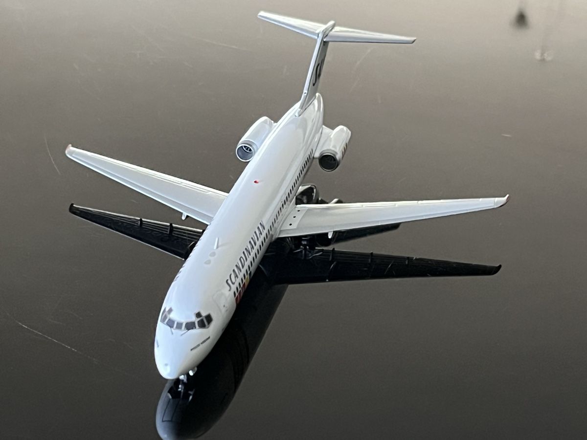 McDonnell Douglas Modellbausätze & Standmodelle: DC-9-41 SAS, Inflight 200 – Neu (gemäss Beschreibung) aus Rombach von wal_xxr7 2